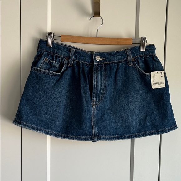 Free People We The Free Demi Denim Mini Skort Mood Ring Blue | 28 - Picture 4 of 9